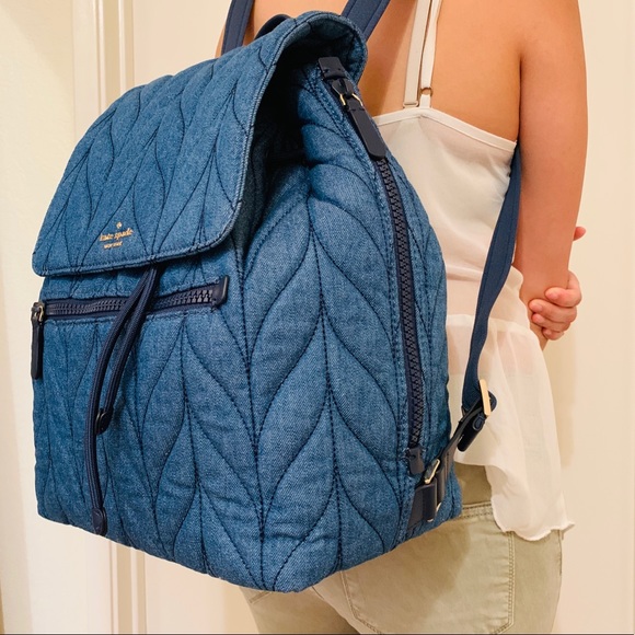 KATE SPADE ELLIE LARGE FLAP BACKPACK DENIM QUILTED - Picture 2 of 8